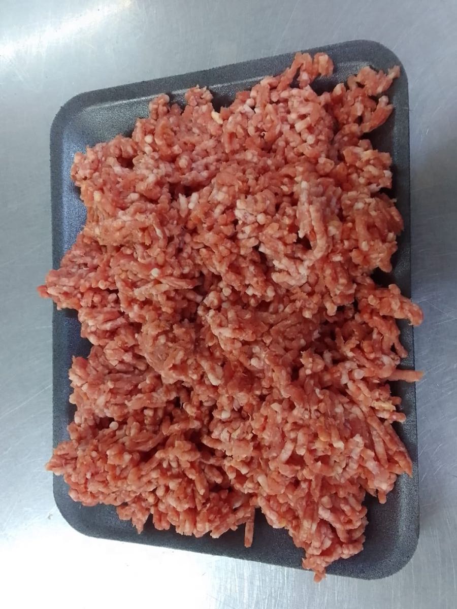 Tray of freshly minced pure beef
